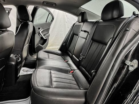 Used 2017 Buick Regal AWD image 10