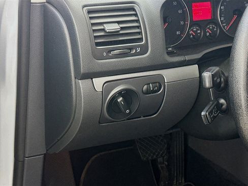 Used 2007 Volkswagen Jetta 2.5 FWD image 17