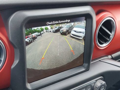 Certified 2019 Jeep Wrangler Unlimited Rubicon AWD/4WD image 31
