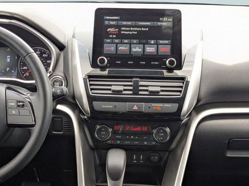 Used 2022 Mitsubishi Eclipse Cross FWD image 17