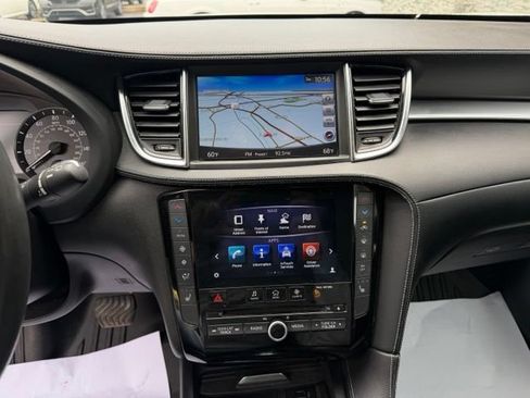 Used 2019 INFINITI QX50 Essential w/ Premium Heat Package AWD/4WD image 20