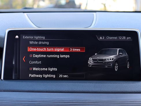 Used 2018 BMW X5 xDrive40e image 34