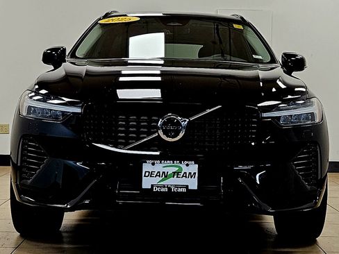 Used 2025 Volvo XC60 T8 Ultra w/ Protection Package Premier image 6