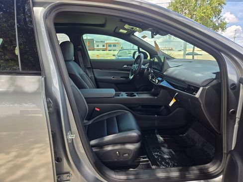 Used 2025 Honda Prologue Touring image 24