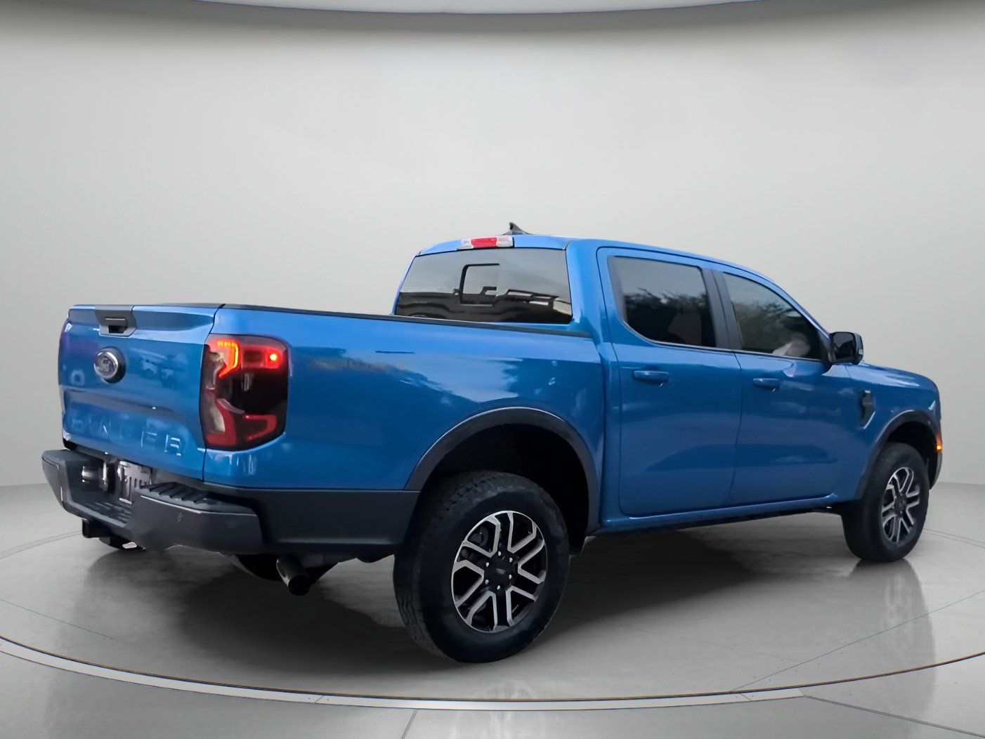 Certified 2024 Ford Ranger Lariat w/ Trailer Tow Package RWD image 28
