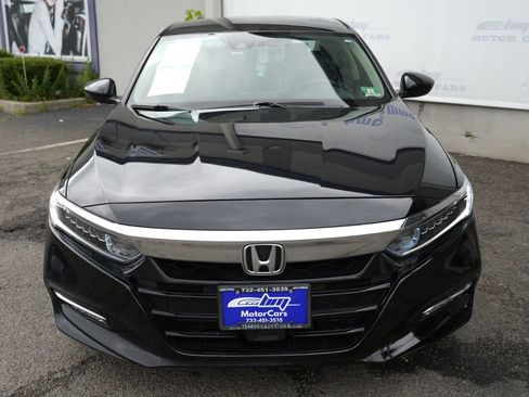 Used 2018 Honda Accord EX image 5