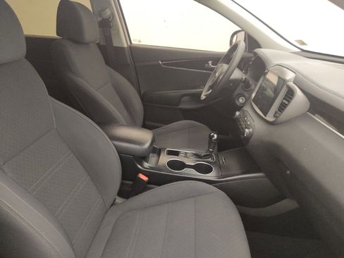 Used 2017 Kia Sorento L FWD image 21