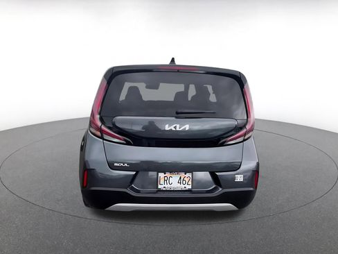 Used 2025 Kia Soul LX w/ LX Technology Package FWD image 12