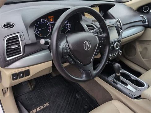 Certified 2017 Acura RDX FWD w/ Technology Package image 10