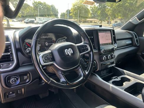 Used 2022 RAM 1500 Big Horn AWD/4WD image 12