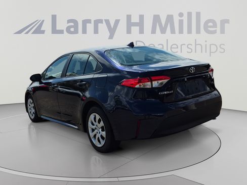 Used 2024 Toyota Corolla LE FWD image 3