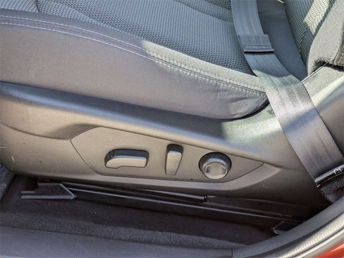 Used 2024 Subaru Crosstrek 2.0i Premium image 6