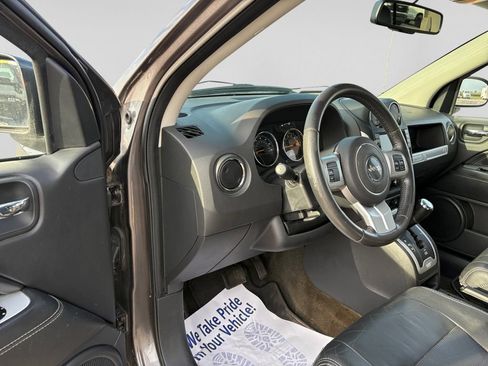 Used 2016 Jeep Compass High Altitude FWD image 17