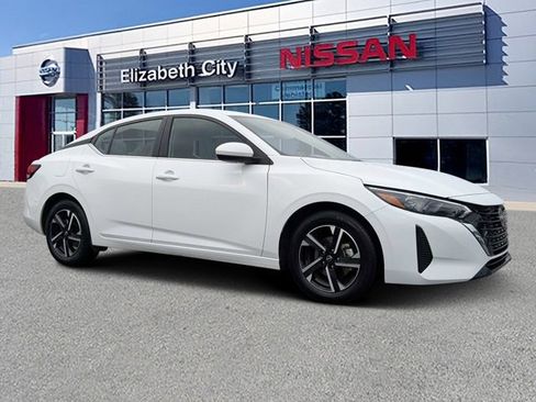 Certified 2024 Nissan Sentra SV image 1