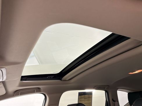 Used 2021 Honda CR-V EX image 14