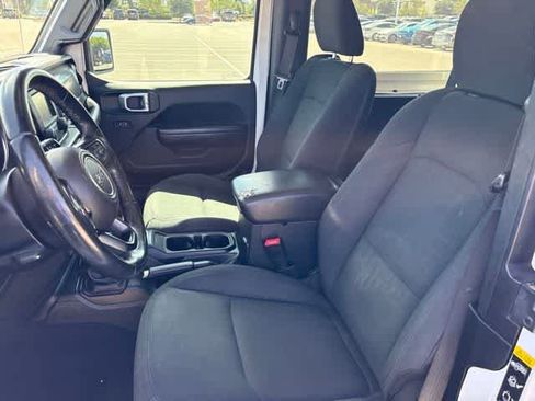 Used 2020 Jeep Wrangler Sport AWD/4WD image 11