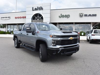 Used 2025 Chevrolet Silverado 2500 Custom w/ Custom Value Package
