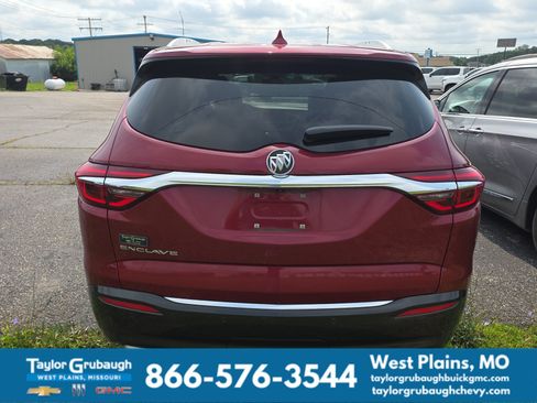 Used 2021 Buick Enclave Premium w/ Sun and Sites Package FWD image 5