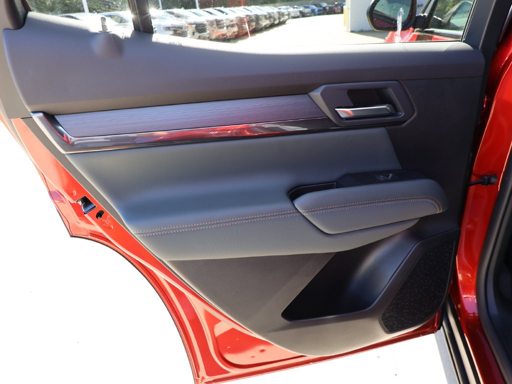 New 2027 GMC Terrain AT4 w/ Convenience Package III AWD/4WD image 24