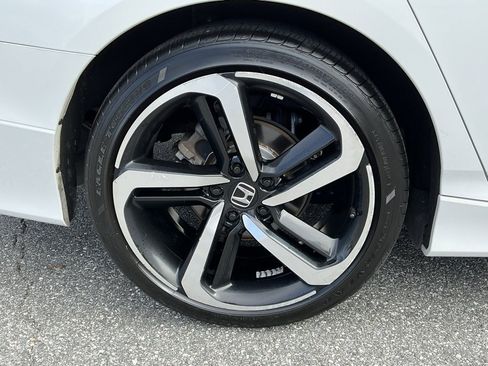 Used 2021 Honda Accord Sport image 16