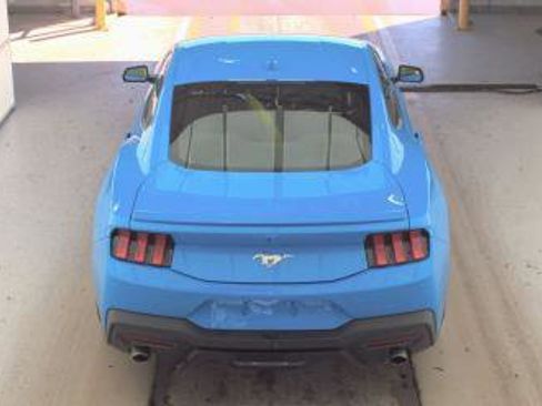 Used 2024 Ford Mustang Premium image 6