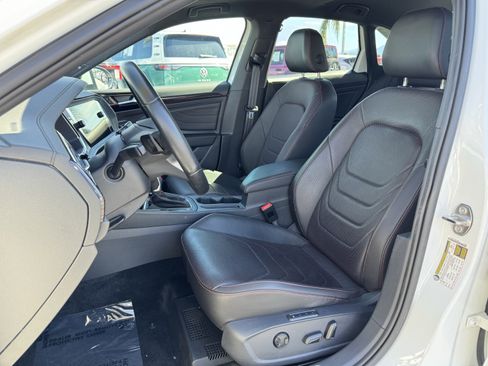 Certified 2023 Volkswagen Jetta GLI Autobahn image 15