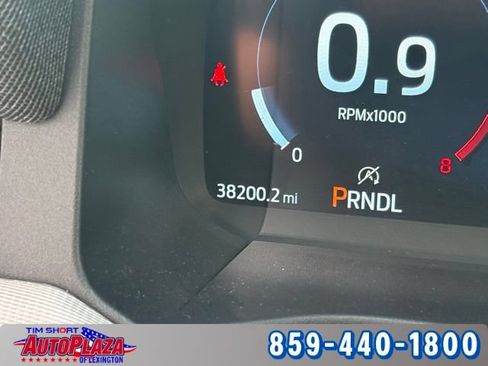 Used 2025 Ford Explorer Active AWD/4WD image 4