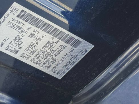 Used 2025 Nissan Rogue SV FWD image 31