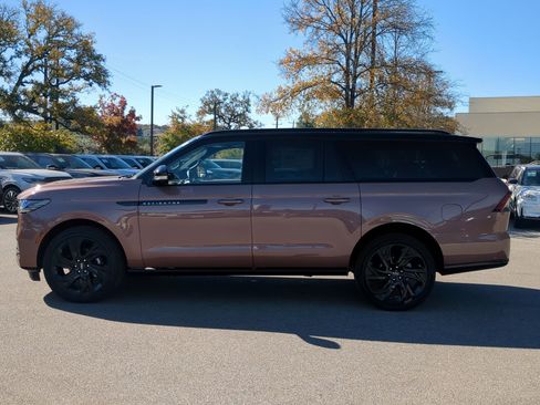 New 2025 Lincoln Navigator L Black Label image 6