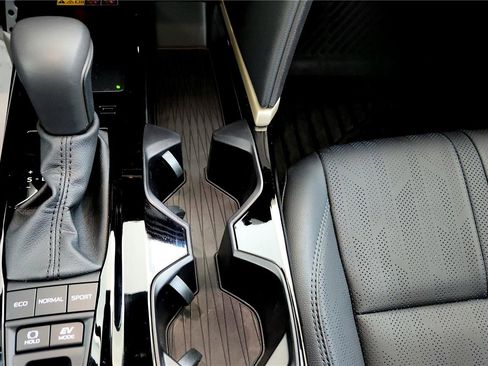 Used 2026 Toyota Camry XSE w/ Premium Plus Package AWD/4WD image 30