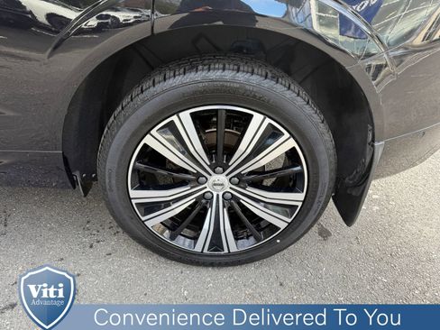 Used 2023 Volvo XC60 B5 Plus w/ Climate Package image 13