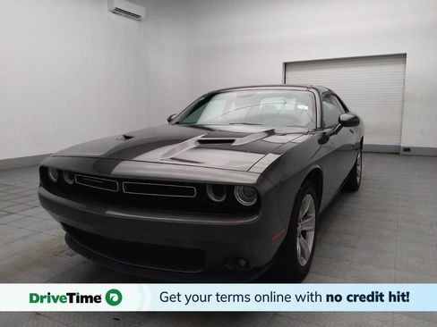 Used 2019 Dodge Challenger SXT w/ Driver Convenience Group RWD image 1
