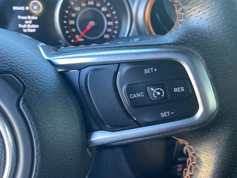 Used 2020 Jeep Gladiator Mojave image 12