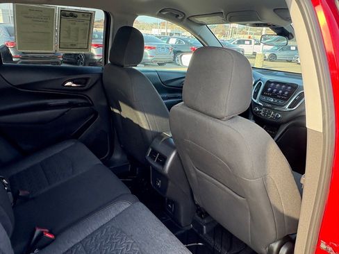 Used 2023 Chevrolet Equinox LT image 38