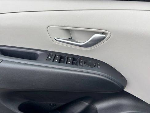 Used 2025 Hyundai Tucson SEL image 18