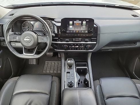 Used 2025 Nissan Pathfinder SL AWD/4WD image 21