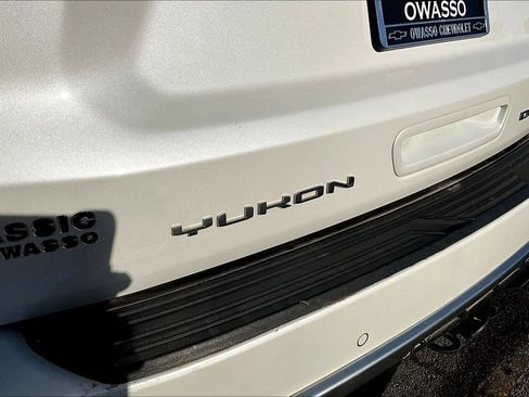 Used 2023 GMC Yukon Denali AWD/4WD image 23