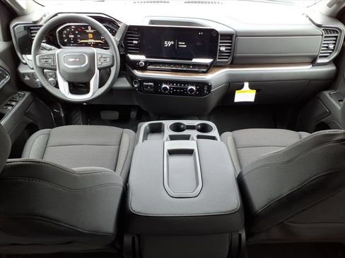 New 2026 GMC Sierra 1500 Elevation image 10