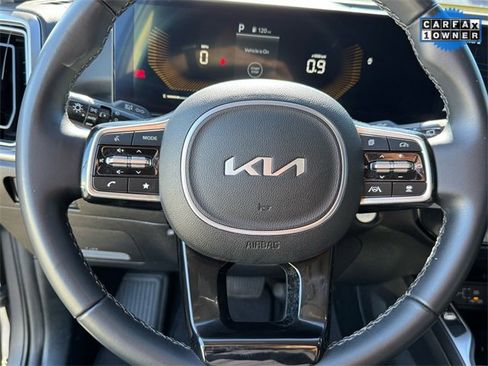 Used 2024 Kia Sorento EX w/ Panoramic Sunroof Package image 19