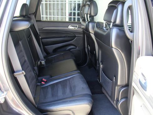 Used 2020 Jeep Grand Cherokee Laredo w/ Quick Order Package 2BN North AWD/4WD image 34