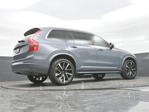 Used 2023 Volvo XC90 B6 Plus AWD/4WD image 30