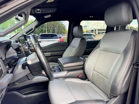Used 2022 Ford F150 Lightning Lariat AWD/4WD image 13