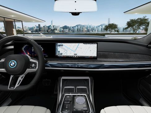 New 2026 BMW i7 xDrive60 image 12