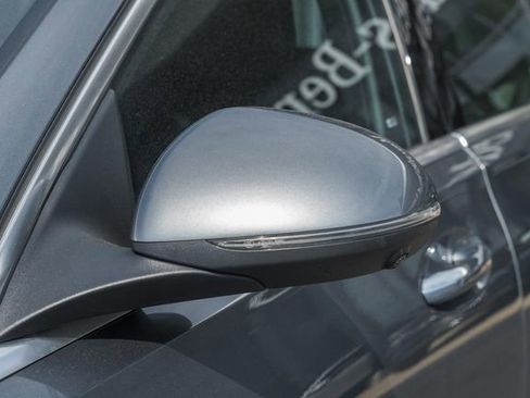 Used 2023 Mercedes-Benz C 300 4MATIC Sedan image 15