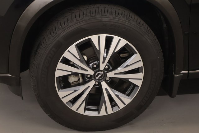 Used 2023 Nissan Rogue SV AWD/4WD image 7