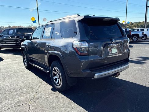 Used 2023 Toyota 4Runner TRD Off-Road image 8