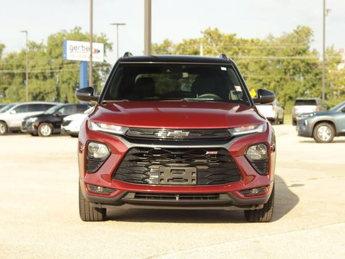 Used 2022 Chevrolet TrailBlazer RS FWD image 2