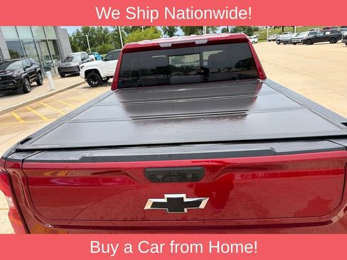 Used 2026 Chevrolet Silverado 1500 LT Trail Boss w/ LT Trail Boss Premium Package AWD/4WD image 9