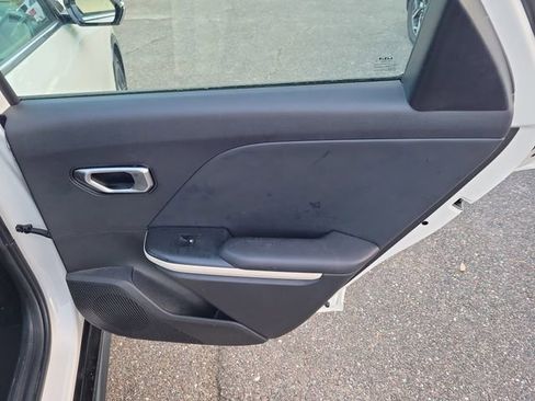 Used 2025 Kia K4 GT-Line w/ GT-Line Premium Package image 32