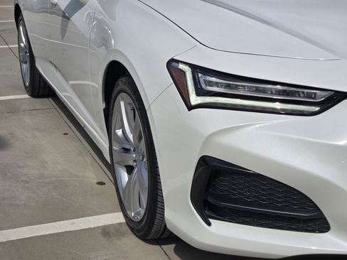 Used 2023 Acura TLX w/ Technology Package image 11